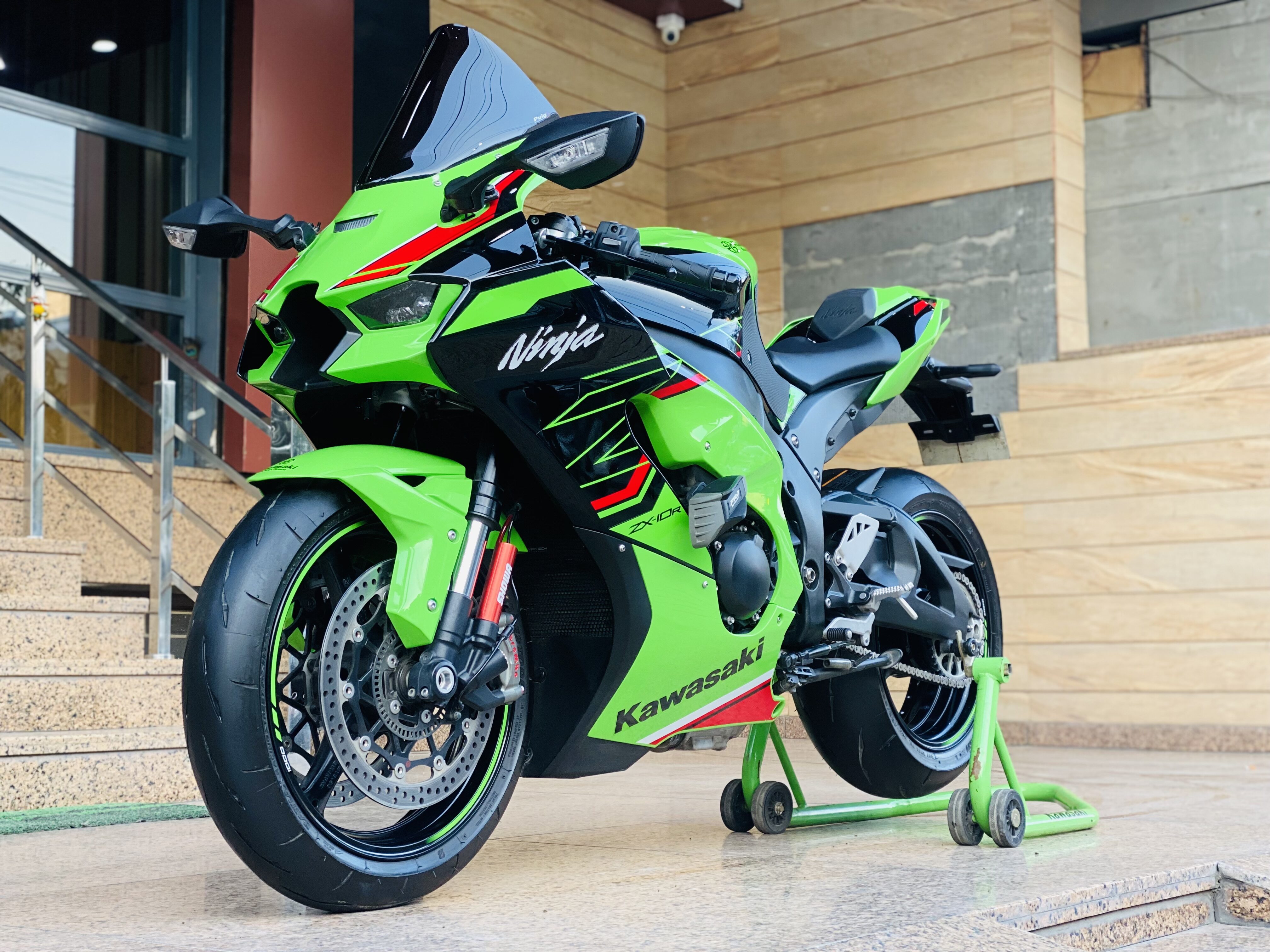 KAWASAKI ZX-10R MY 24 | Extreme Machines | Buy used pre-owned 