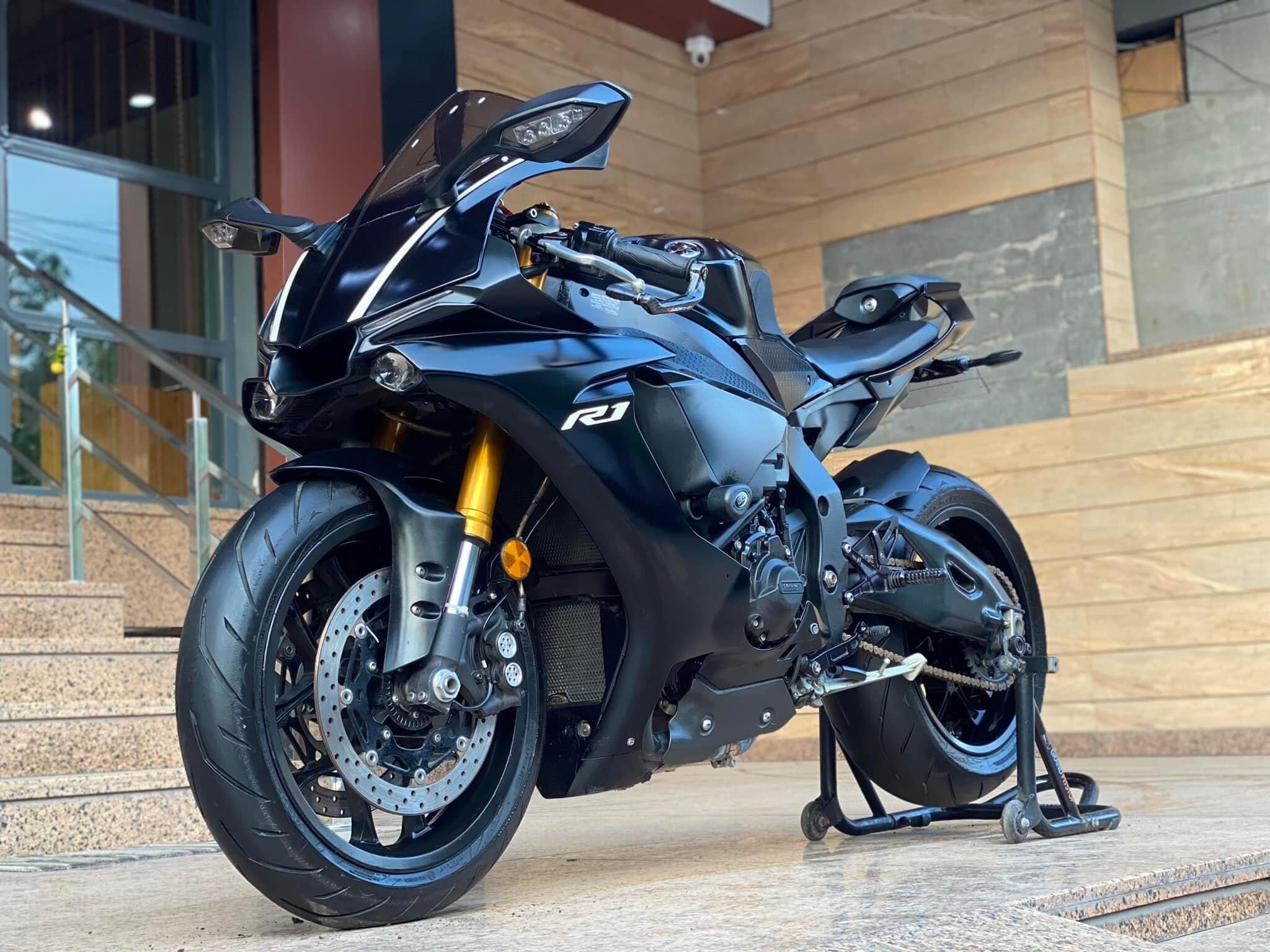 Yamaha r1 for clearance sale